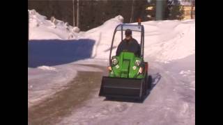 Avant Towable SandSalt Spreader [upl. by Aksoyn]