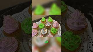 Comment faire de délicieux cupcakes avec seulement 4 ingrédients 🧁👩‍🍳shorts [upl. by Edurtreg]