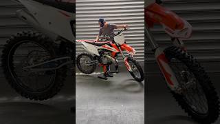 COLD START KTM SX 250 2 STROKE [upl. by Dnumyar242]