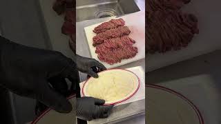 Almost raw Rare meat steak rice that rare meat lovers must try [upl. by Devina]