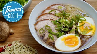 Ramen Suppe und Nudeln selber machen  Shoyu Ramen  Thomas kocht [upl. by Jaco18]