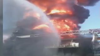 2010 Close up video captured Gulf Coast rig burning [upl. by Genovera]