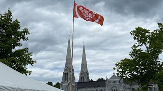 SainteAnnedeBeaupré prête à accueillir le pape [upl. by Arevle]