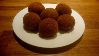 Bitterballen maken  Recept [upl. by Otrevogir337]