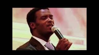 ሰው አይረሳም ጌታ ፣ እንደ ሰው አይደለም ። sew ayresam geta  Singer Pr Yosef Ayaliyaw [upl. by Sass]