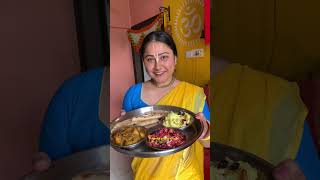 Basant panchami bhog thali priyankapanditofficial6820 radheradhe laddugopal harekrishna radhe [upl. by Carmen]