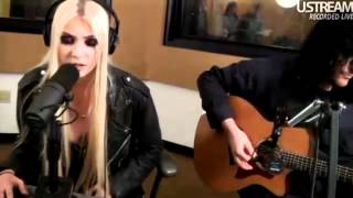 The Pretty Reckless Make Me Wanna Die acoustic live performance 2012 [upl. by Adnal141]