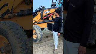 JCB machine safety lock boom with loader की Video [upl. by Anak827]