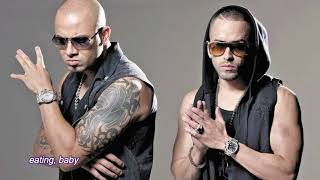 Wisin amp Yandel Romeo Santos  Aullando LetraEnglish Lyrics [upl. by Anerys]