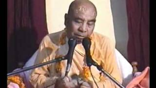 Bhakti Swarup Damodar Swam  Guru Puja amp Parama Karuna  Cuttuck  20021221 [upl. by Euqor112]