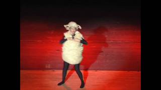 Julia Kempken das steppende Burlesque Schaf that´s Irish Dance [upl. by Aidil]