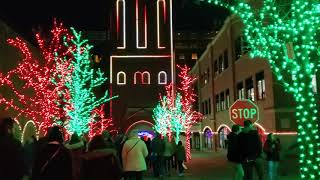 Brewery Lights AnheuserBusch brewery Christmas light display St Louis Missouri [upl. by Krefetz839]