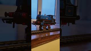 New Hornby W4 Peckett Bear Test [upl. by Montague]