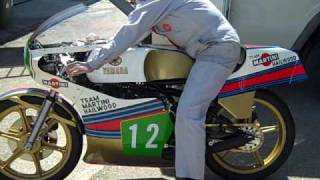 Mike Hailwood Yamaha TZ250 IOM TT 78 in Classic Moto Jarama 2010 [upl. by Llezniuq]