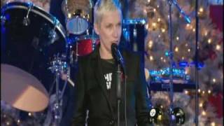 Annie Lennox GOD REST YE MERRY GENTLEMEN live [upl. by Arne693]