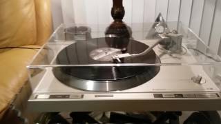 Pioneer pl600 turntable [upl. by Eiramnna]