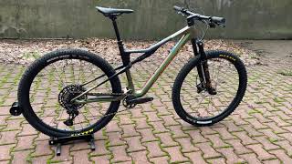 Orbea Oiz M20 🔥 2023  walkaround [upl. by Zitella]