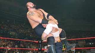 Batista brutalizes Big Show and Kane after chaotic Raw main event Raw Nov 21 2005 [upl. by Frick747]