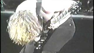 Megadeth  Paranoid Live In St Paul 2000 [upl. by Neelyk]