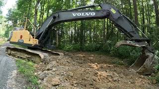 Cleaning Up The Jobsite And Retaining Wall Cutout [upl. by Nazario]