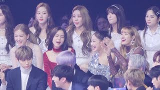 181201 블랙핑크 BLACKPINK ROSEJISOO 키스미KISS ME CF광고가 나오자 빵터짐 4K 직캠 2018 멜론 뮤직 어워드 by Mera [upl. by Alika]