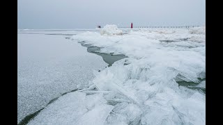 Timelapse shows ice shards forming along Lake Michigan shoreline [upl. by Josephina]