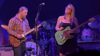 “Midnight in Harlem” Tedeschi Trucks Band 131122 Paris [upl. by Ajat164]