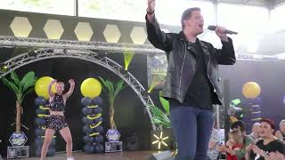 Maikel  Ik ben verliefd Textradio Festival 2024 [upl. by Eva994]