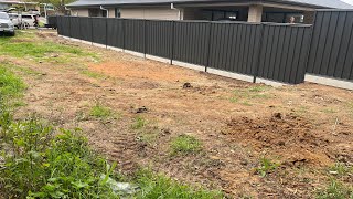 How To Properly Install A GOODNEIGHBOUR COLORBOND FENCE With A Underneath Fence Plinth [upl. by Irrol825]