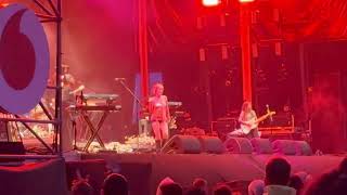 Maggie Rogers  Retrograde  I Wanna Dance With Somebody  Primavera Sound Porto 2023 [upl. by Bazar567]