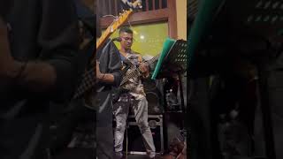 Api Kawuruda  Wayo covered Live by The De Silva Brothers [upl. by Ahsac]