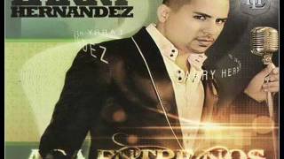 Larry Hernandez  Aca Entre Nos En Vivo [upl. by Ney]