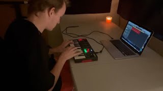 Looping with AKAI MPK Mini Play GarageBand [upl. by Yevad]