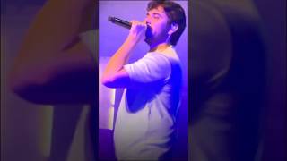 Gustavo Mioto Arrasa no Show com Público Cantando Junto [upl. by Narcissus]