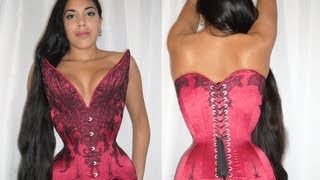 Sparklewren Couture Overbust Corset Review  Lucys Corsetry [upl. by Ydda]