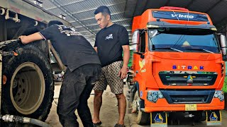 How to Repair Heavy Duty Truck Tires Like Youve Never Seen BeforeNam repair carGiang repairer car [upl. by Teddie]