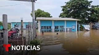 Milton provoca intensas lluvias en México antes de salir rumbo a Florida  Noticias Telemundo [upl. by Jarid]