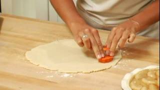 How to make Fall Leaf Piecrust Designs Using WilliamsSonoma Piecrust Cutters  WilliamsSonoma [upl. by Adnirolc869]