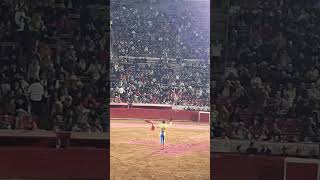 La México 2024 Corrida de las luces  Brindis de Diego Sánchez del 3er toro de la noche 191024 [upl. by Eimam847]