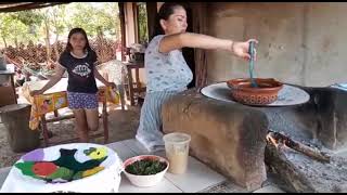 COCINANDO quelites en el rancho 🥬  comida tradicional Sinaloense [upl. by Sudnor]