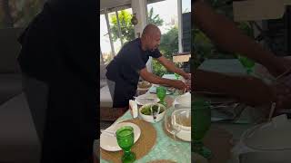 Valdemiro José prepara um almoço para sua família [upl. by Levey]