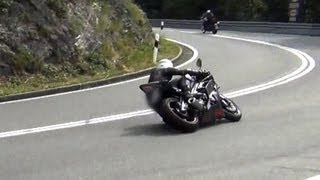 Yamaha R6 elbowdown nearly goes wrong [upl. by Ahsinom173]