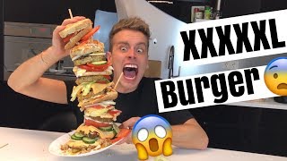 Der höchste Burger der Welt 😧 🍔  Julienco [upl. by Ahsiner]