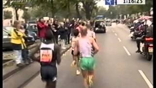 Maratona de Berlim  feminino  2001 [upl. by Aliakim153]