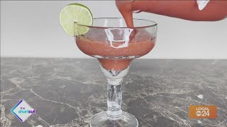 Easy strawberry daiquiri cocktail recipe [upl. by Nebur783]