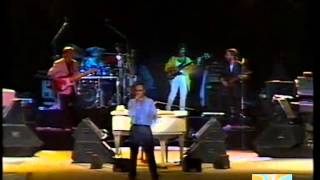 Antonello Venditti feat Enzo Avitabile  Segreti Live Firenze  Pzza Signoria 14091986 [upl. by Joed]