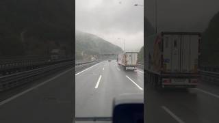 🌧️ volvo globetrotter volvotrucks mountains truckdriver volvofh460 bolu music rain fpyシ [upl. by Goldie]