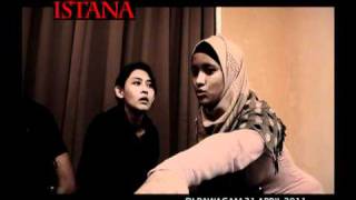 PENUNGGU ISTANA  Official Trailer  Dipawagam 21 APRIL 2011 [upl. by Yajiv]