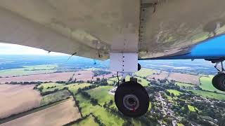 Short flight to Thruxton Airfield and Race Circuit for lunch [upl. by Naro]