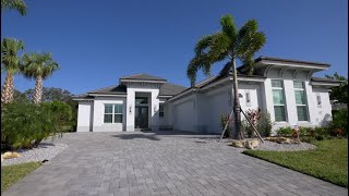 STUNNING 220 STRAND SQUARE VERO BEACH [upl. by Adnylem]